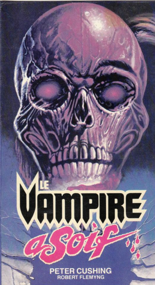 Le Vampire a soif (The Blood Beast Terror, GB1968) de Vernon Sewell. Production : Tigon. Avec : Peter Cushing et Robert Flemyng.