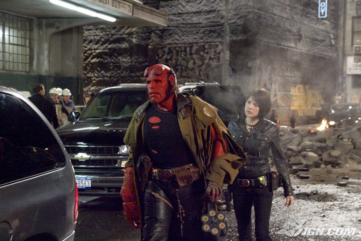 HELLBOY 2