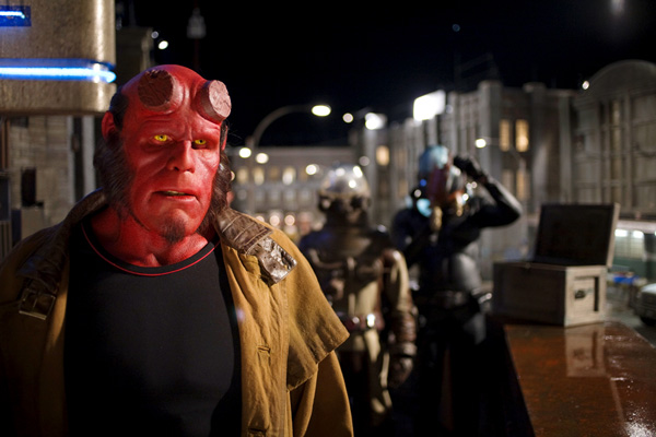HELLBOY 2