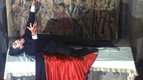 Une messe pour Dracula