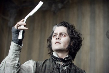 "Sweeny Todd" de Tom Burton a  obtenu le prix du meilleur film section comédie ou musicale aux Golden Globe, Johnny Depp remportant celui du meilleur acteur dans la même catégorie.