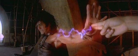 C'est le mois prochain que débuteront, sous la direction des frères Danny et Oxide Pang ("the Eye"), du film d'héroic-fantasy chinois "The Storm Rider II" (suite ci-dessous)