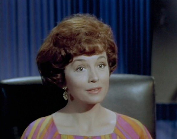 Barbara Shelley dans "The Avengers" (1967. Episode :"From Venus with Love")