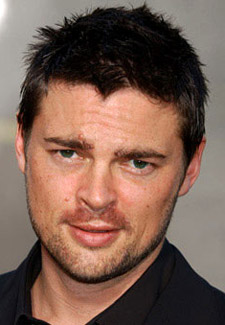 KARL URBAN dans un "Cannibal Holocaust" en relief : "RELENTLESS" ! (suite ci-dessous)