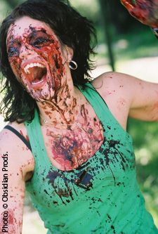 Réalisé voici trois ans par S. Lee Taylor (Detour), avec Tiffany Shepis et Felissa Rose, "Sludge" vient d'être rebaptisé "Shadow of Death" (voir ci-dessous)