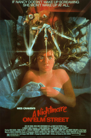 Platinum Dunes a l'intention d'engager Damian Shannon et Mark Swift (le duo responsable du récent "Friday the 13th") pour écrire le scénario du remake de "Nightmare on Elm Street".