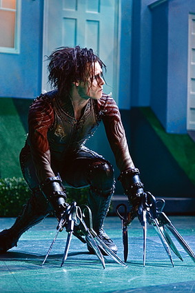 La conception, la mise en scène et la chorégraphie de ce spectacle sont dûes à Matthew Bourne, la nouvelle musique et arrangements étant de Terry Davies....