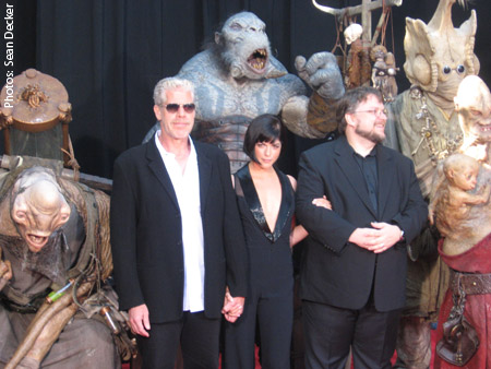 Samedi dernier, à Los Angeles, au Mann's Village de Westwood, a eu lieu la Ière mondiale de "Hellboy 2", où se trouvait réunie l'équipe du film, ainsi que les créatures de celui-ci...