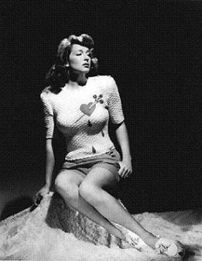 Comédienne à la vie privée des plus agitées, Evelyn Keyes est décédée le 4 juillet à Montecito, Californie, à l'âge de 92 ans (suite ci-dessous).