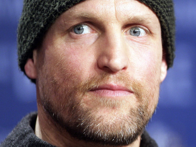 Woody Arrelson vient de rejoindre le casting de "2012", le thriller de SF de Roland Emmerich, où un chercheur ouvre un portail donnant sur une autre dimension et contacte son double afin d'éviter l'Apocalypse prédit par le calendrier Maya.