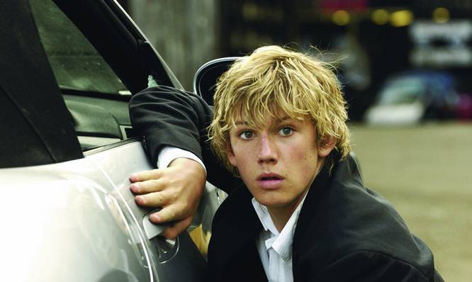 .... Le film sera réalisé par Jon Wright, auteur de courts, d'après un script de Stephen Prentice.