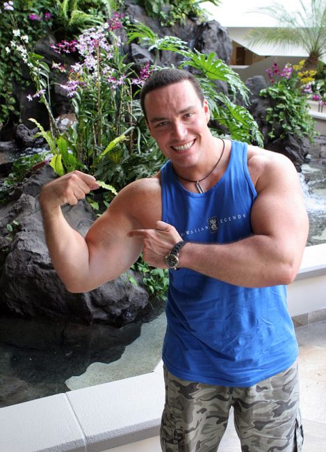 L'ancien body-builder et star de films d'action russes Alexander Nevsky va incarner le héros-titre de : "Hercules : The Beginning", un péplum produit par Hollywood Storm au budget de 12M$.....