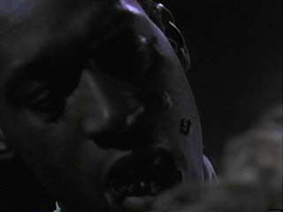 Sony envisagerait de ressusciter la franchise "Candyman", inspirée de Clive Barker, Tony Todd reprenant alors le rôle de Candyman/Daniel Robitaille dans ce remake....