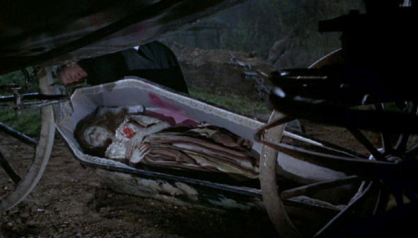 DRACULA ET LES FEMMES