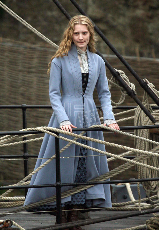 Mia Wasikowska dans le rôle d'Alice