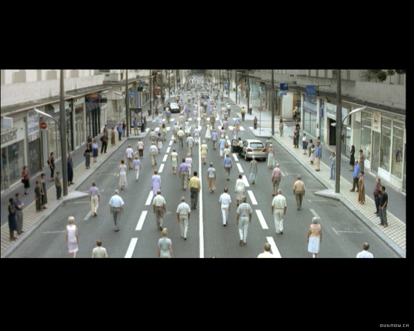 Silver Pictures prépare "They Came Back", un remake des "Revenants", film fantastique français de 2004 signé Robin Campillo (suite ci-dessous)