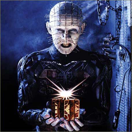 Pascal Laugier ("Martyrs") serait en négociations avec Dimension pour écrire et réaliser le remake de "Hellraiser", précédemment confié à Alexnadre Bustillo et Julien Maury...