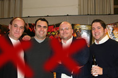 Jesse Alexander et Jeph Loeb, co producteurs exécutifs et scénaristes de "Heroes", depuis sa création, viennent d'être renvoyés par NBC. Motif : la direction créative du show dont les critiques de la 3e saison sont particulièrement dures....