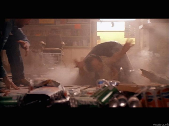 .... où les graboids (les monstres en forme de vers des sables géants) auront probablement comme proies,  outre les humains, les kangourous locaux.....