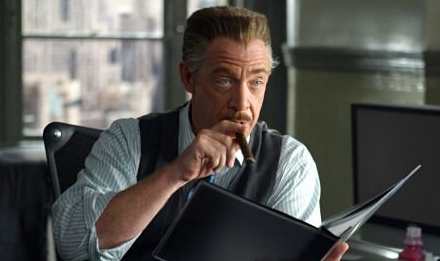 Dans "Spider-Man 4", le directeur du Daily Bungle conservera les traits du comédien J.K. Simmons. C''est le scénariste de "Coeur d'Encre", David Lindsa-Abaire, qui rédige actuellement le script de ce film dont le tournage débutera en mars 2010