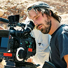 Sortie américaine retardée pour "Piranha 3D" d'Alexandre Aja: c'est désormais le 19 mars 2010 et non à la fin de cet été que sera distribué ce film, dont les prises de vues auront lieu au printemps.