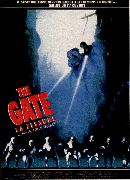 Le comédien et réalisateur Alex Winter  (La cité des monstres) succède à Randall Cook, initialement prévu, pour le remake en 3D de "La Fissure" (suite ci-dessous)