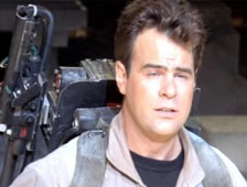 Dan Aykroyd a annoncé que "Ghostbusters 3" pourrait se tourner l'hiver prochain, le script devant être terminé cet été, la production pouvant donc débuter peu après. On attend cependant le feu vert de la Columbia.