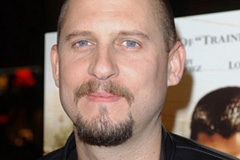 New Regency a acquis les droits de "Last Man", un fillm d'action futuriste (suite ci-dessous)