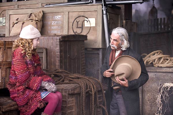 Dakota Blue Richards et Sam Elliott