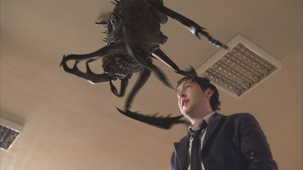 Des insectes géants attaquent la ville dans "Infestation" ! (suite ci-dessous)