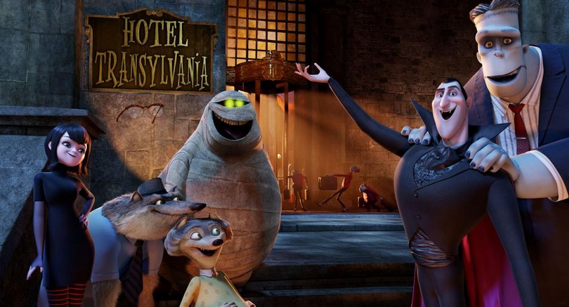 Dans le film d'animation "Hotel Transylvania" de Jill Culton, Simon Van Helsing tombe amoureux de Mavis, la fille de Dracula. Ce couple formé d'ennemis naturels pourra peut-être apporter la paix entre humains et monstres...