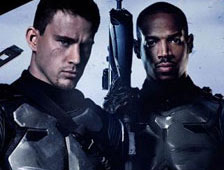 Ayant récolté près de 100M$ lors de son week-end d'ouverture et obtenu un gros succès international, "G.I. Joe" va faire l'objet d'une séquelle. Si les comédiens sont liés contractuellementi, tel n'est cependant pas le cas de Stephen Sommers....