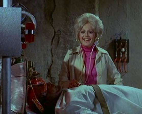 Santo contra la hija de Frankestein