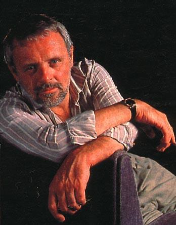 Anthony Hopkins incarnera Odin dans "Thor", aux côtés de Natalie Portman, Jude Law et éventuellement Robert De Niro, sous la direction de Kenneth Branagh. Début du tournage : janvier 2010, pour une sortie le 20 mai 2011.