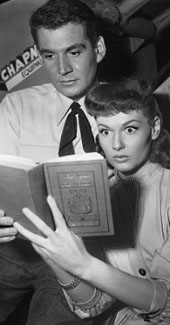 In Memoriam : Gene Barry (voir ci-dessous)