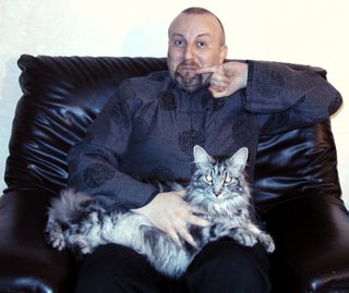 Philippe Chambin (Mr. "traductions", exilé - avec son étonnant compagnon - en Australie. Un spécialiste du son, qu'il enseigne à Sydney)