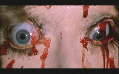 Marquant les débuts de réalisateur du scénariste Henry Olek, "The Guest Room", tourné en juillet prochain confronte un tueur sadique et un cannibale ! (voir ci-dessous)