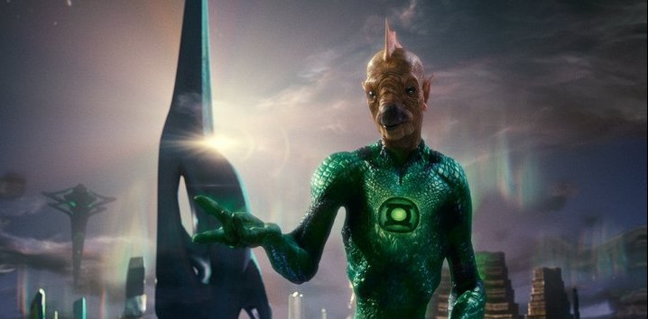 Tomar-Re, un personnage mi-oiseau mi-poisson créé digitalement, qui fait partie de l'unité des Green Lantern.