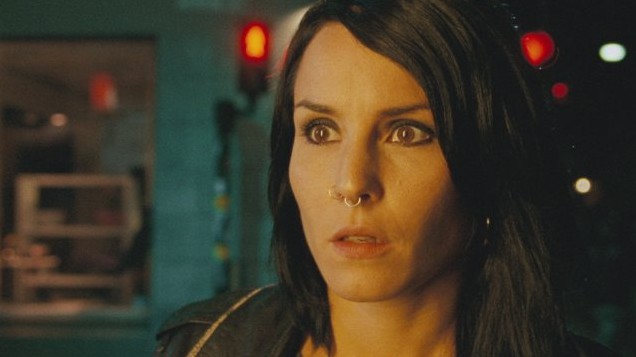 NAOMIE RAPACE FACE À DRACULA ? (voir ci-dessous)