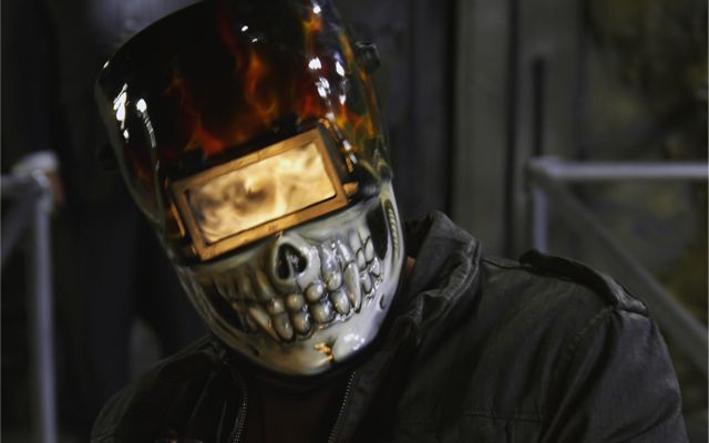 Don Coscarelli, l'auteur célébré de "Phantasm" et de ses séquelles, ainsi que, plus récemment, "Bubba Ho-Tep", tourne son nouveau film, "John Dies at the End", adapté du roman de David Wong (voir ci-dessous)