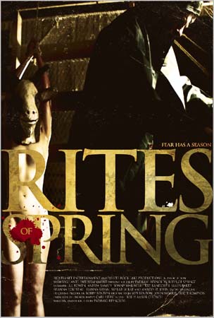 ..... deviennent la proie d'une terreur récurrente dans ce lieu, réclamant son lot d'hémoglobine chaque premier jour du printemps...