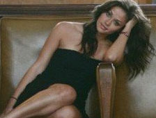 "The Devil Inside", un documentaire d'horreur de la Paramount dans la lignée de "Paranormal Activity"...    (voir ci-dessous)