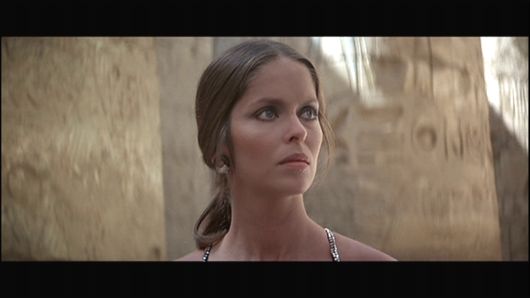 L'ESPION QUI M'AIMAIT