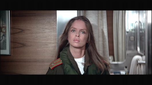 L'ESPION QUI M'AIMAIT