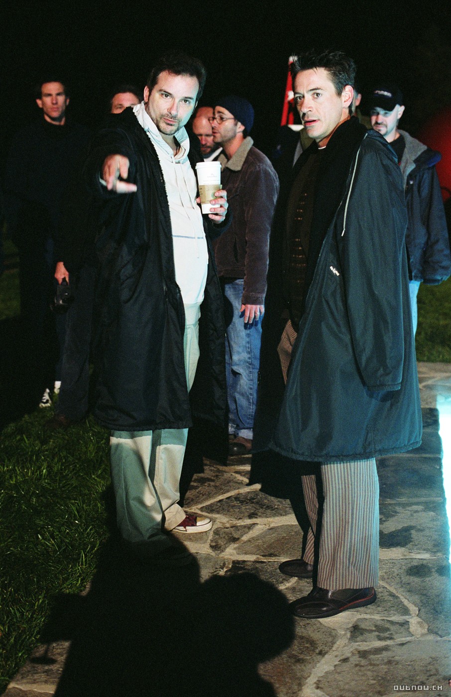 C'est Shane Black qui héritera du troisième volet de "Iron Man" (sur la photo avec Robert Downey Jr.)....   (voir ci-dessous)