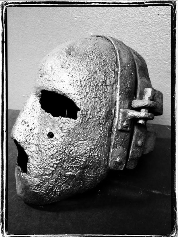 préparation des SFX de maquillage signés Wayne Toth, fidèle collaborateur de Rob Zombie