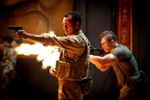 Le Britannique Steven Neil, auteur en 2008 de "Mum & Dad", vient de terminer "Dead Mine", mêlant action et horreur, et filmé en Indonésie....