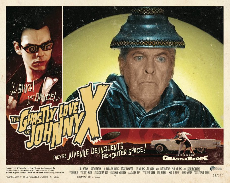 Présenté en avant première le mois prochain au Cinequest Film Festival, "The Ghastly Love of Johnny X" de Paum Bunnell est musical de SF tourné à la manière de "Plan 9 From Outer Space" d'Ed Wood, situé dans les années 50... (voir suite ci-dessous)