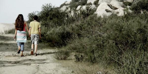 Filmé à Tijuana et à Mexico, "Ahi viene el diablo" est le nouveau film de genre du jeune Adrian Garcia Bogliano, auquel on doit l'an dernier l'intéressant thriller d'horreur argentin "Penumbra".