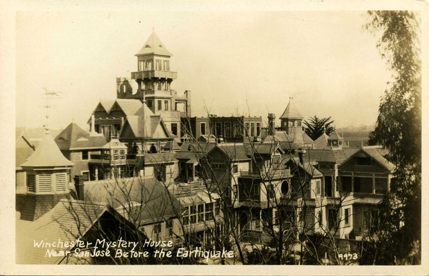 La Winchester Mystery House, considérée comme "la maison la plus hantée du monde», et située à San Jose, en Californie, a donné l'autorisation à la Hammer d'utiliser cette propriété unique pour un film basé sur son histoire  (voir ci-dessous).
